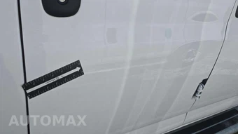 2025 GMC Savana 2500 Cargo Van 1WT 135.0" WB - miniatura 24