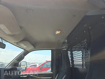 2025 GMC Savana 2500 Cargo Van 1WT 135.0" WB - miniatura 16