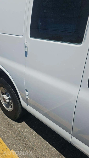 2025 GMC Savana 2500 Cargo Van 1WT 135.0" WB - miniatura 27