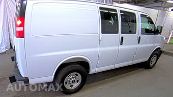 2025 GMC Savana 2500 Cargo Van 1WT 135.0" WB - miniatura 4