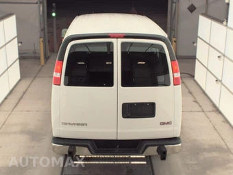 2025 GMC Savana 2500 Cargo Van 1WT 135.0" WB - miniatura 5