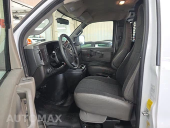 2025 GMC Savana 2500 Cargo Van 1WT 135.0" WB - miniatura 7