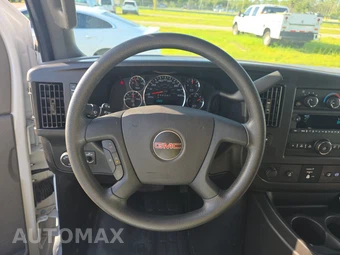 2025 GMC Savana 2500 Cargo Van 1WT 135.0" WB - miniatura 10