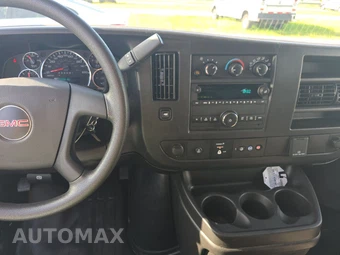2025 GMC Savana 2500 Cargo Van 1WT 135.0" WB - miniatura 11
