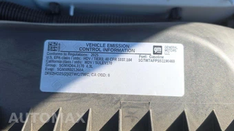 2025 GMC Savana 2500 Cargo Van 1WT 135.0" WB - miniatura 19