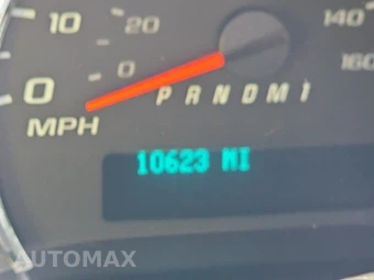 2025 GMC Savana 2500 Cargo Van 1WT 135.0" WB - miniatura 12