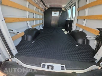 2025 GMC Savana 2500 Cargo Van 1WT 135.0" WB - miniatura 16