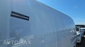 2025 GMC Savana 2500 Cargo Van 1WT 135.0" WB - miniatura 24