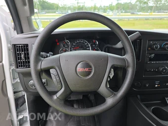 2025 GMC Savana 2500 Cargo Van 1WT 135.0" WB - miniatura 10