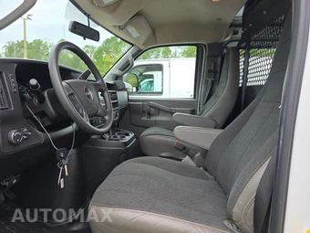 2025 GMC Savana 2500 Cargo Van 1WT 135.0" WB - miniatura 7