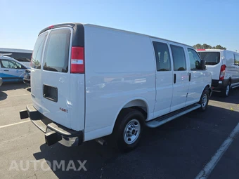 2025 GMC Savana 2500 Cargo Van 1WT 135.0" WB - miniatura 4
