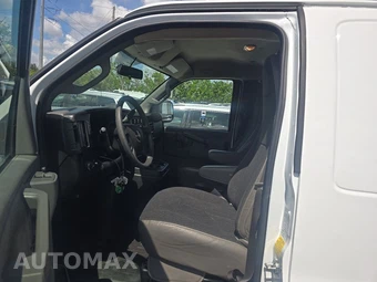 2025 GMC Savana 2500 Cargo Van 1WT 135.0" WB - miniatura 7