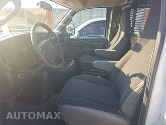 2025 GMC Savana 2500 Cargo Van 1WT 135.0" WB - miniatura 7