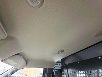 2025 GMC Savana 2500 Cargo Van 1WT 135.0" WB - miniatura 11