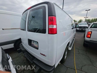 2025 GMC Savana 2500 Cargo Van 1WT 135.0" WB - miniatura 3