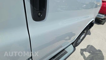 2025 GMC Savana 2500 Cargo Van 1WT 135.0" WB - miniatura 22