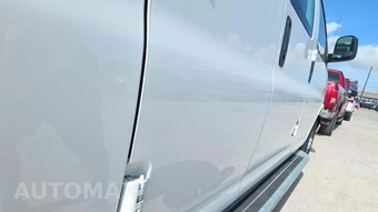 2025 GMC Savana 2500 Cargo Van 1WT 135.0" WB - miniatura 24