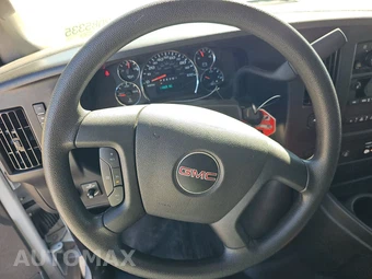 2025 GMC Savana 2500 Cargo Van 1WT 135.0" WB - miniatura 10