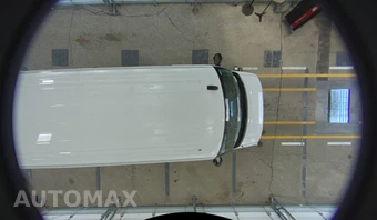 2025 GMC Savana 2500 Cargo Van 1WT 135.0" WB - miniatura 17