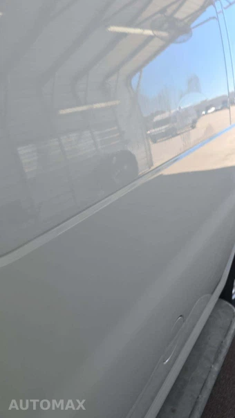 2025 GMC Savana 2500 Cargo Van 1WT 135.0" WB - miniatura 18
