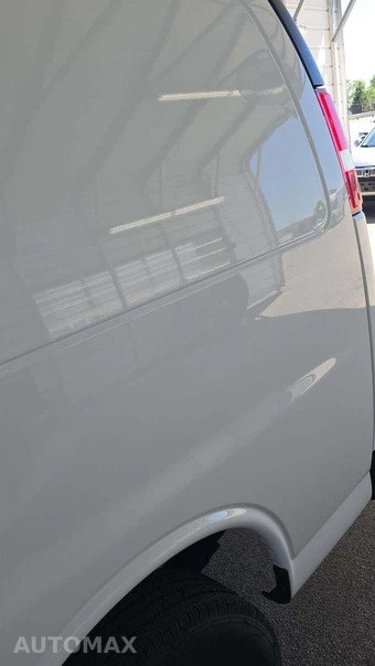 2025 GMC Savana 2500 Cargo Van 1WT 135.0" WB - miniatura 23
