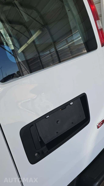 2025 GMC Savana 2500 Cargo Van 1WT 135.0" WB - miniatura 24