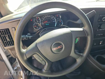 2025 GMC Savana 2500 Cargo Van 1WT 135.0" WB - miniatura 10