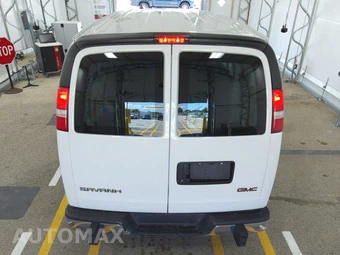 2025 GMC Savana 2500 Cargo Van 1WT 135.0" WB - miniatura 5