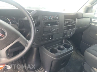 2025 GMC Savana 2500 Cargo Van 1WT 135.0" WB - miniatura 11