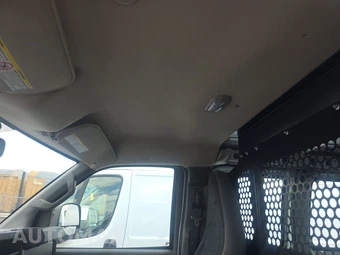 2025 GMC Savana 2500 Cargo Van 1WT 135.0" WB - miniatura 17