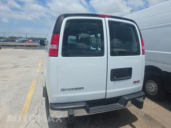 2025 GMC Savana 2500 Cargo Van 1WT 135.0" WB - miniatura 5