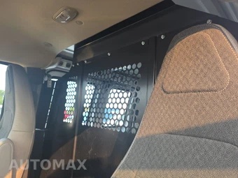 2025 GMC Savana 2500 Cargo Van 1WT 135.0" WB - miniatura 13