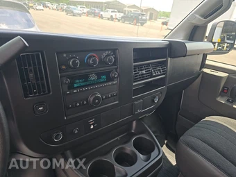 2025 GMC Savana 2500 Cargo Van 1WT 135.0" WB - miniatura 11