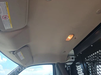 2025 GMC Savana 2500 Cargo Van 1WT 135.0" WB - miniatura 17