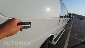 2025 GMC Savana 2500 Cargo Van 1WT 135.0" WB - miniatura 18