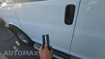 2025 GMC Savana 2500 Cargo Van 1WT 135.0" WB - miniatura 20