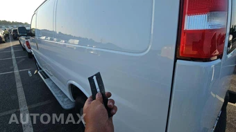 2025 GMC Savana 2500 Cargo Van 1WT 135.0" WB - miniatura 22