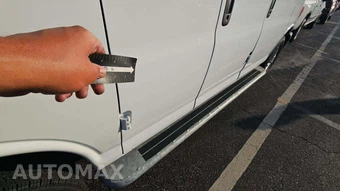 2025 GMC Savana 2500 Cargo Van 1WT 135.0" WB - miniatura 23