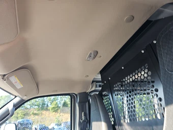 2025 GMC Savana 2500 Cargo Van 1WT 135.0" WB - miniatura 17