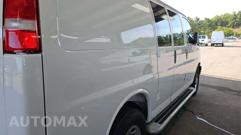 2025 GMC Savana 2500 Cargo Van 1WT 135.0" WB - miniatura 19