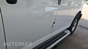 2025 GMC Savana 2500 Cargo Van 1WT 135.0" WB - miniatura 25
