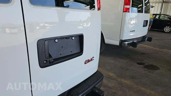 2025 GMC Savana 2500 Cargo Van 1WT 135.0" WB - miniatura 36