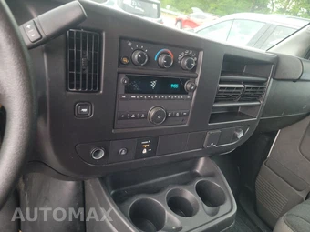 2025 GMC Savana 2500 Cargo Van 1WT 135.0" WB - miniatura 11