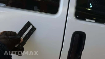2025 GMC Savana 2500 Cargo Van 1WT 135.0" WB - miniatura 26