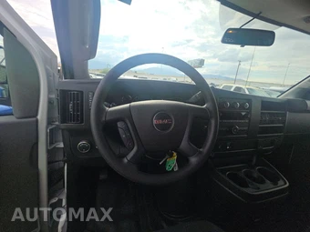 2025 GMC Savana 2500 Cargo Van 1WT 135.0" WB - miniatura 11