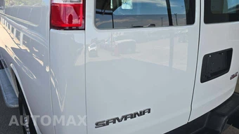 2025 GMC Savana 2500 Cargo Van 1WT 135.0" WB - miniatura 17