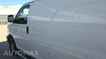 2025 GMC Savana 2500 Cargo Van 1WT 135.0" WB - miniatura 18