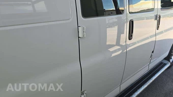 2025 GMC Savana 2500 Cargo Van 1WT 135.0" WB - miniatura 22