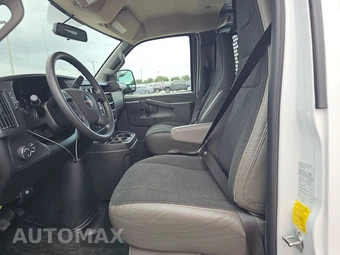2025 GMC Savana 2500 Cargo Van 1WT 135.0" WB - miniatura 7