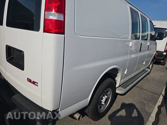 2025 GMC Savana 2500 Cargo Van 1WT 135.0" WB - miniatura 4